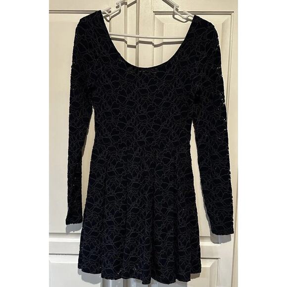 Free People Stunning Lace Mini Dress Size XS Long Sleeve Navy Blue Boho - Picture 1 of 9